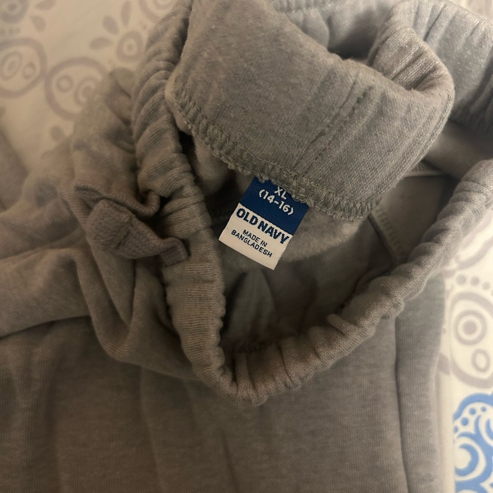 Old Navy Light Gray sweatpants